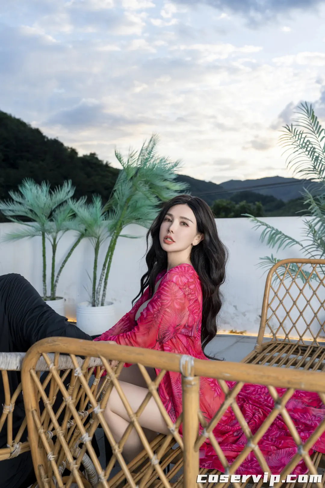 【潘娇娇】内购定制写真作品合集[20套][24.10GB]插图2